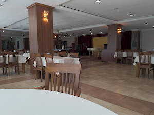 RESTORAN & BAR